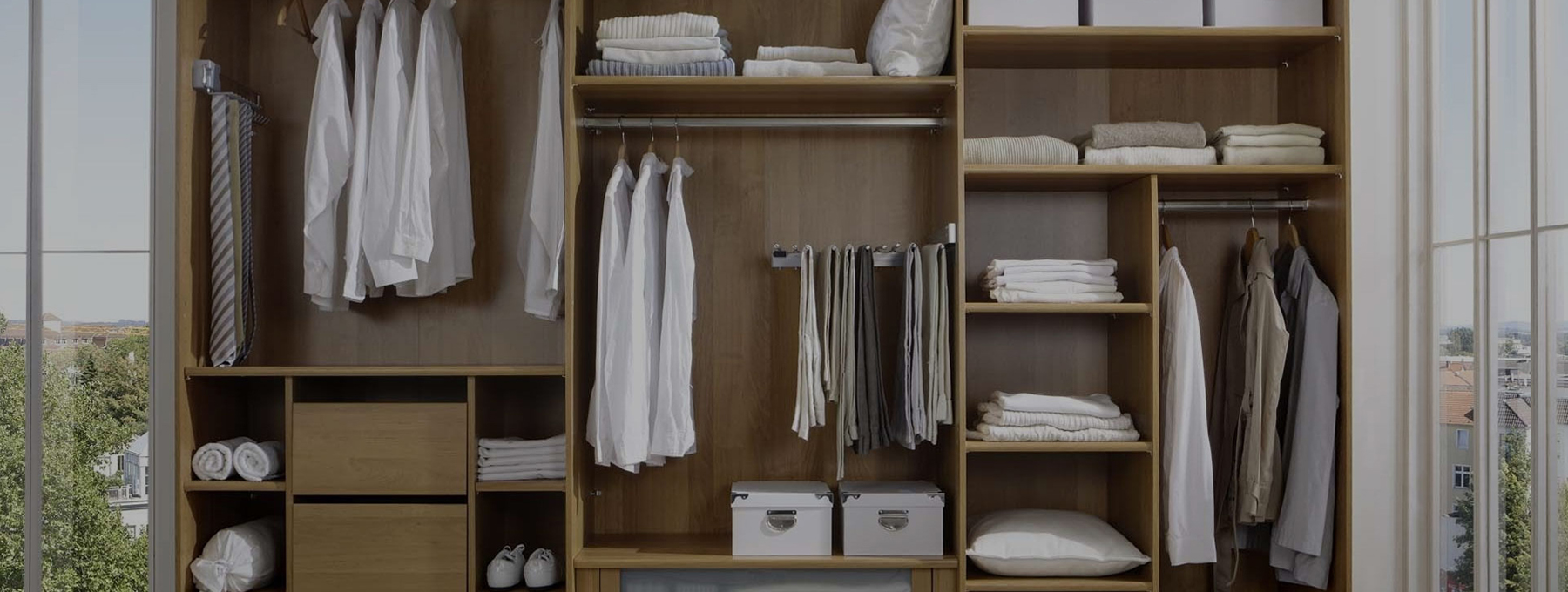 Yiwu Yuanming New Luggage Co., Ltd.